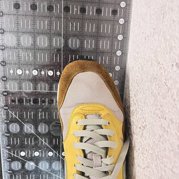 Nike Air Max 1 Men Size 11 908366 300 Green Curry Brown Suede Training Shoes - Picture 14 of 14